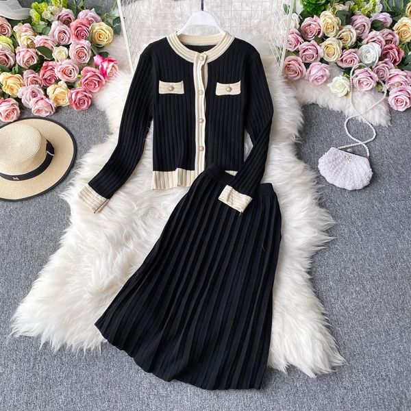 knitting cotton women sets winter pocket button cardigan and pleated knee-length skirts suits women's tracksuits, Gray
knitting cotton women sets winter pocket button cardigan and pleated knee-length skirts suits women's tracksuits, Gray
