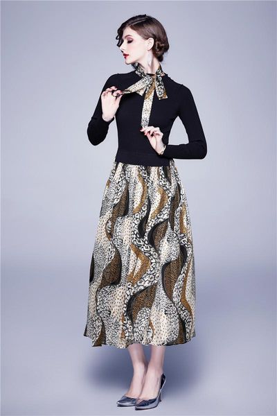casual dresses fashion designer women sweater patchwork print maxi dress elegant office party robe female vintage lace-up bow vestidos, Black;gray
casual dresses fashion designer women sweater patchwork print maxi dress elegant office party robe female vintage lace-up bow vestidos, Black;gray