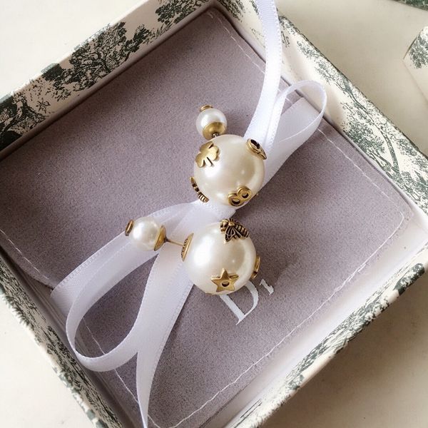 shidifei d family pearl bee five pointed star earrings 925 sier needle female high edition, Golden
shidifei d family pearl bee five pointed star earrings 925 sier needle female high edition, Golden