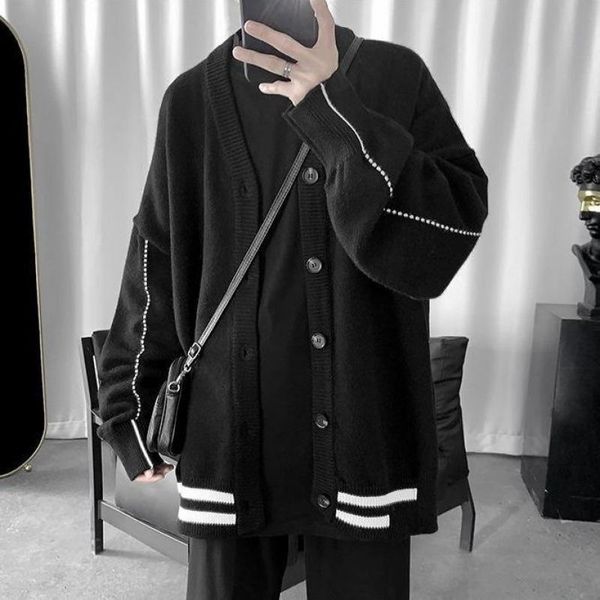 men's sweaters ins cardigan sweater korean version fashion ruffian handsome loose student jacket v-neck, White;black
men's sweaters ins cardigan sweater korean version fashion ruffian handsome loose student jacket v-neck, White;black