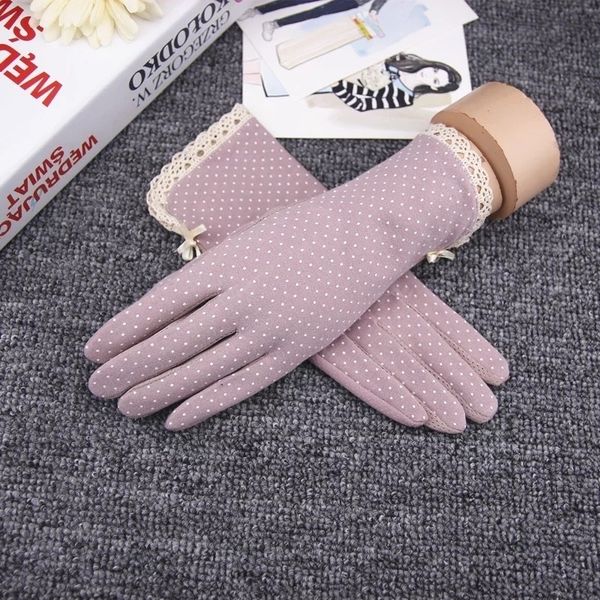 Qwa sunscreen and pr mittens ted ' for fgerless summersunscreen and glovesprinted women' gloves for women in summer, Blue;gray
Qwa sunscreen and pr mittens ted ' for fgerless summersunscreen and glovesprinted women' gloves for women in summer, Blue;gray