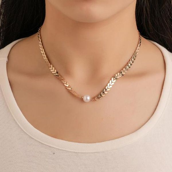 chokers temperament fishbone chain sequins necklace fashion imitation pearl choker for women jewelry gift, Golden;silver
chokers temperament fishbone chain sequins necklace fashion imitation pearl choker for women jewelry gift, Golden;silver