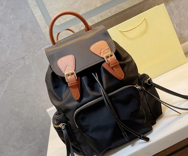 2021 brand designer's backpack men's and women's luxury fashion leather nylon travel bag size 28*32cmgsp7
2021 brand designer's backpack men's and women's luxury fashion leather nylon travel bag size 28*32cmgsp7