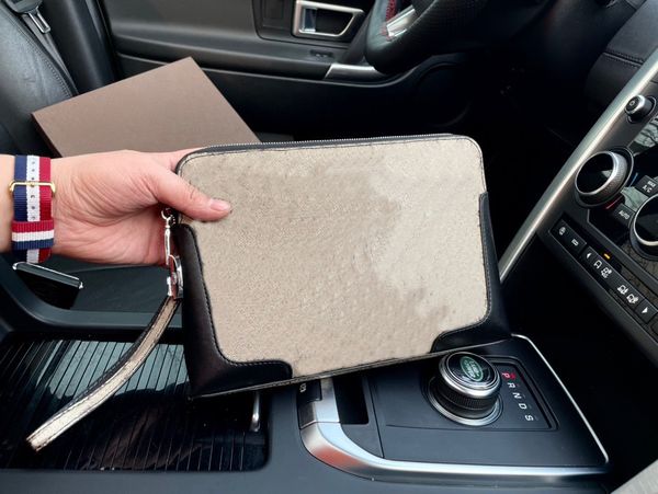 men's hand bag printed letters briefcases package combination lock with men women envelope clutch messenger wallet bags
men's hand bag printed letters briefcases package combination lock with men women envelope clutch messenger wallet bags