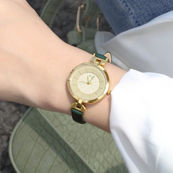 evan lin watch fashion female student simple temperament small dial women's thin belt quartz style watch, Slivery;brown
evan lin watch fashion female student simple temperament small dial women's thin belt quartz style watch, Slivery;brown