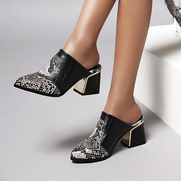 new 2021 pointed toe summer mules slippers shoes women snake leather flip flops thick heel western slippers sandalia feminina, Black
new 2021 pointed toe summer mules slippers shoes women snake leather flip flops thick heel western slippers sandalia feminina, Black