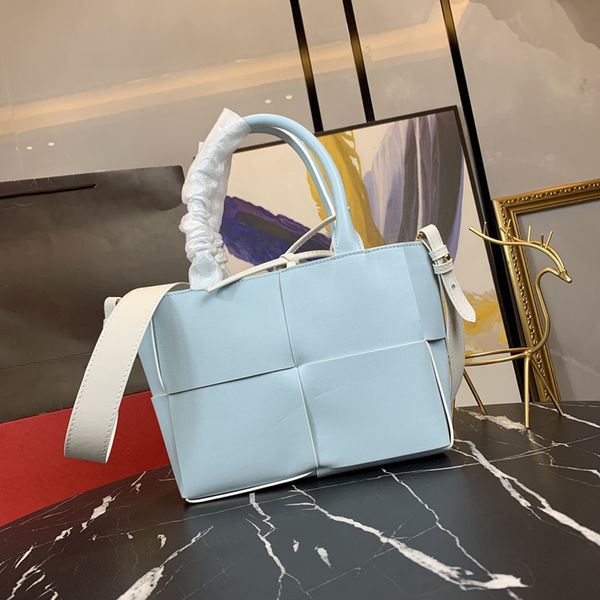 brand luxury designer totes women shopping bag genuine leather handbags cow-leather shoulder bags cross body commuter daily summer
brand luxury designer totes women shopping bag genuine leather handbags cow-leather shoulder bags cross body commuter daily summer
