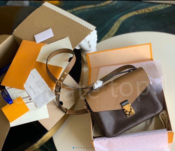designers handbag messenger bags oxidizing leather pochette metis elegant shoulder crossbody bag shopping purse clutches
designers handbag messenger bags oxidizing leather pochette metis elegant shoulder crossbody bag shopping purse clutches