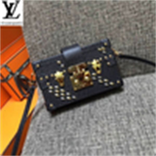body brand designer luxury bkxh m40273 classic suitcase fashion representative box handbags bags handles shoulder bags totes evening cro
body brand designer luxury bkxh m40273 classic suitcase fashion representative box handbags bags handles shoulder bags totes evening cro