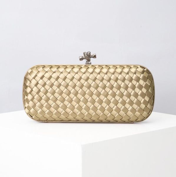 wholesale women bag simple and versatile banquet dress dinner handbag handmade knitting handbags silks ands satins fashion chain bags
wholesale women bag simple and versatile banquet dress dinner handbag handmade knitting handbags silks ands satins fashion chain bags
