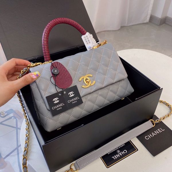fashion designer bags women handbag crossbody messenger shoulder chain bag good quality leather purses ladies high capacity v-shape rhombic
fashion designer bags women handbag crossbody messenger shoulder chain bag good quality leather purses ladies high capacity v-shape rhombic