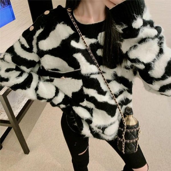 women's sweaters black and white cow pattern pullover sweater early autumn net red fashionable foreign celebrity wind plush top, White;black
women's sweaters black and white cow pattern pullover sweater early autumn net red fashionable foreign celebrity wind plush top, White;black