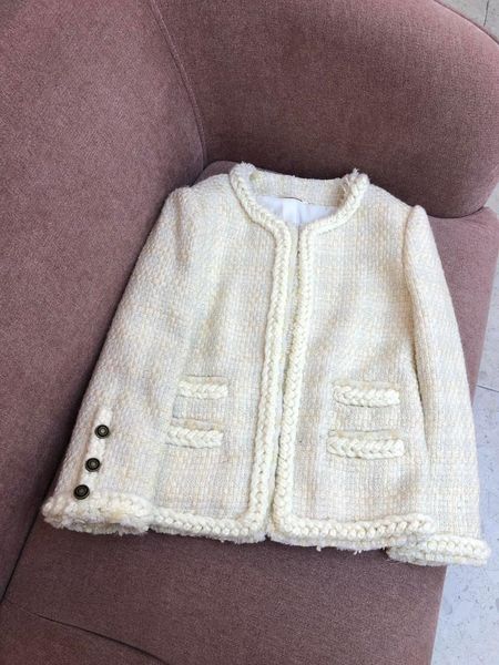 women's suits & blazers custom fabric coat fund of 2022 autumn winters is two colors mixed woven plaid 70% wool tweed blazer for, White;black
women's suits & blazers custom fabric coat fund of 2022 autumn winters is two colors mixed woven plaid 70% wool tweed blazer for, White;black