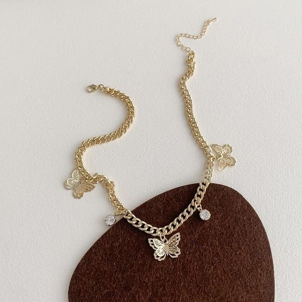 temperament gold color butterfly pendant necklace for women exquisite rhinestone chokers jewelry accessories necklaces, Silver 
temperament gold color butterfly pendant necklace for women exquisite rhinestone chokers jewelry accessories necklaces, Silver