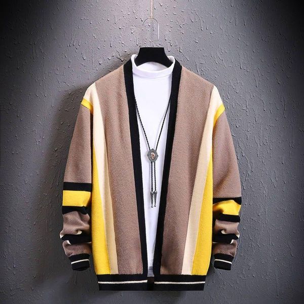 men's sweaters sweater for fall/winter 2021 casual knitted cardigan jacket korean loose v-neck button, White;black
men's sweaters sweater for fall/winter 2021 casual knitted cardigan jacket korean loose v-neck button, White;black