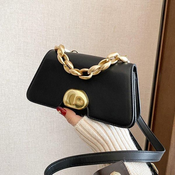 luxury handbag women's shoulder bag for women 2021 thick chain cluches hand brand leather small flap crossbody bags
luxury handbag women's shoulder bag for women 2021 thick chain cluches hand brand leather small flap crossbody bags
