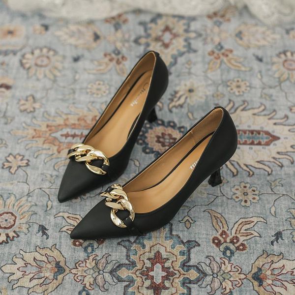 dress shoes temperament spring 2021 women's stiletto pointed toe shoes, black shallow mouth all-match
dress shoes temperament spring 2021 women's stiletto pointed toe shoes, black shallow mouth all-match