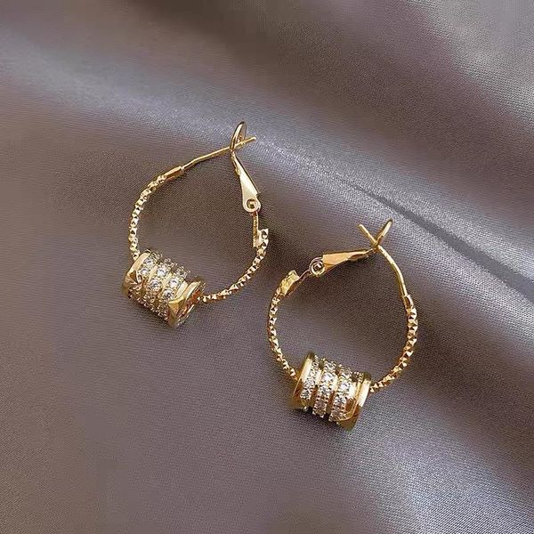stud high-end small waist earrings 2021 metal inlaid special gift jewelry women, Golden;silver
stud high-end small waist earrings 2021 metal inlaid special gift jewelry women, Golden;silver