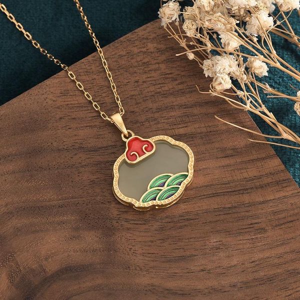 chains chinese style brass gold plated auspicious cloud gray jade irregular necklace ornament, Silver
chains chinese style brass gold plated auspicious cloud gray jade irregular necklace ornament, Silver
