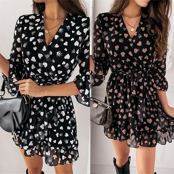 plus size casual women dress 2021 sweet print v-neck flare sleeves ruffles slim mini dresses, Black;gray
plus size casual women dress 2021 sweet print v-neck flare sleeves ruffles slim mini dresses, Black;gray