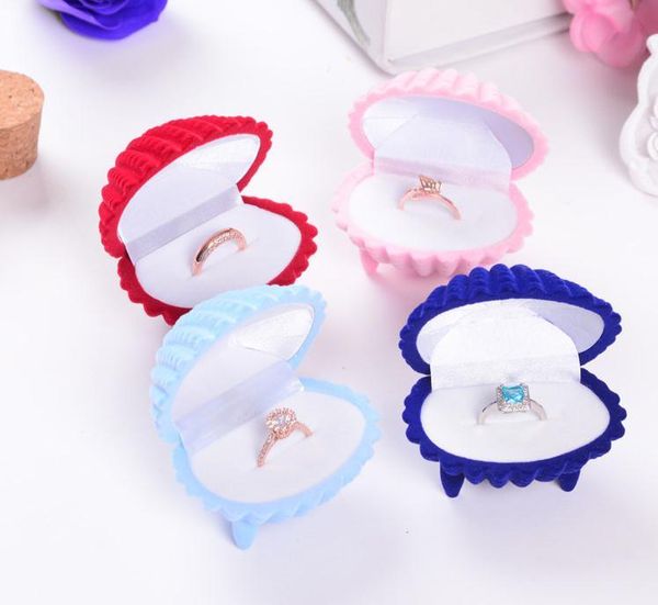 gift wrap ring/earring box velvet valentine display shell shape jewellery case wedding accessories 6.5*5.2*5cm sn929
gift wrap ring/earring box velvet valentine display shell shape jewellery case wedding accessories 6.5*5.2*5cm sn929