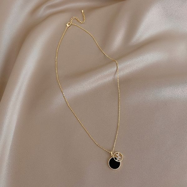 xianlan684 personal heart pendant necklace female ins niche design clavicle necklace cold atmosphere quality web celebrity neck or, Silver
xianlan684 personal heart pendant necklace female ins niche design clavicle necklace cold atmosphere quality web celebrity neck or, Silver