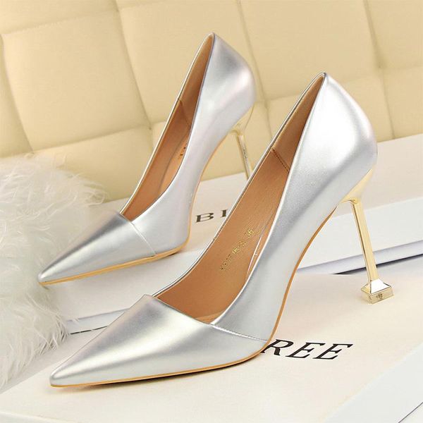 dress shoes fashion pumps women on heels 9.5cm high heel for wedding shoe female patent leather ladies stiletto, Black
dress shoes fashion pumps women on heels 9.5cm high heel for wedding shoe female patent leather ladies stiletto, Black