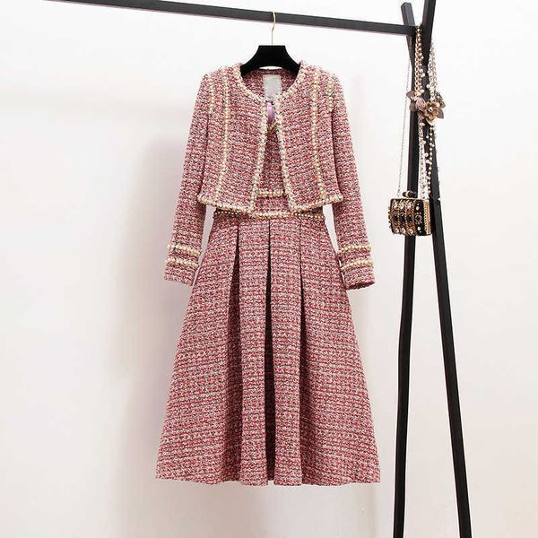 autumn women 2 piece set tweed short jacket coat+beading vest dress elegant fashion party dresses 2 sets 210603, White
autumn women 2 piece set tweed short jacket coat+beading vest dress elegant fashion party dresses 2 sets 210603, White
