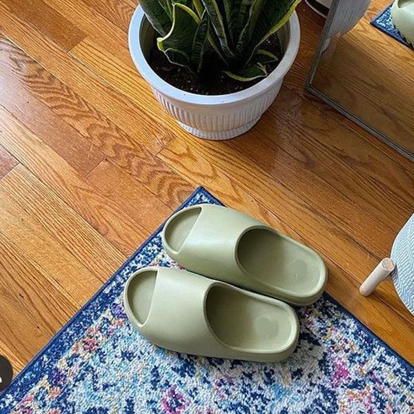 yeesy slide women men slippers desert sand bone resin sandal bench foam runner sneakers indoor outdoor brown football basketball soccer shoe, Black
yeesy slide women men slippers desert sand bone resin sandal bench foam runner sneakers indoor outdoor brown football basketball soccer shoe, Black