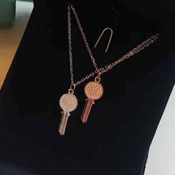 pendant necklaces wpb 100%925 original 1:1 logo shining round key necklace tif luxury jewelry brand women trend, Silver
pendant necklaces wpb 100%925 original 1:1 logo shining round key necklace tif luxury jewelry brand women trend, Silver