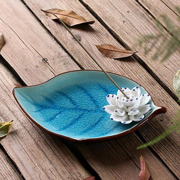 sachet bags ceramic lotus incense burner ice crack base home decor stick holder buddhist censer
sachet bags ceramic lotus incense burner ice crack base home decor stick holder buddhist censer