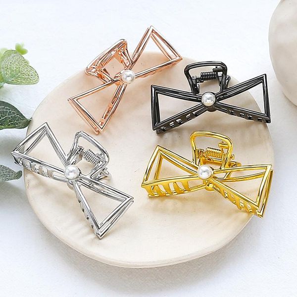 women girls geometric hair claw clamps metal crab pearl clip solid color hairpin large size accessories
women girls geometric hair claw clamps metal crab pearl clip solid color hairpin large size accessories