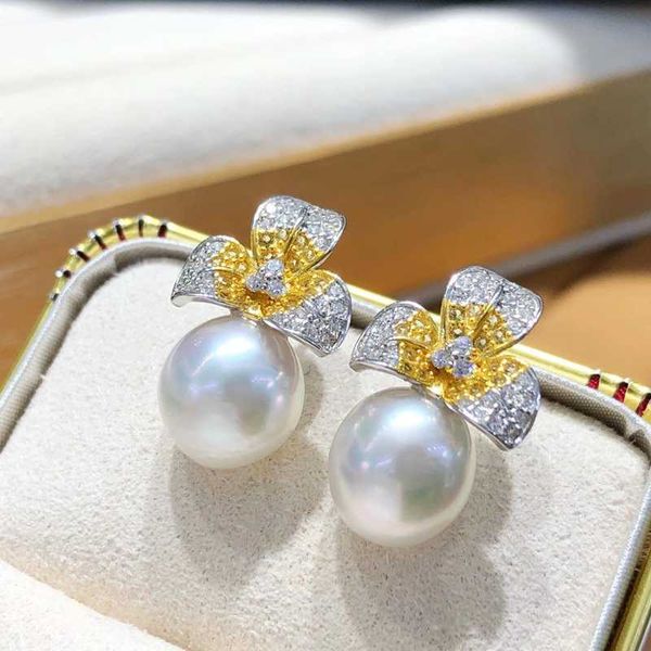 9-10mm natural-ocean white pearls stud earrings for women elegant 925 sterling silver flower fine jewelry, Golden;silver
9-10mm natural-ocean white pearls stud earrings for women elegant 925 sterling silver flower fine jewelry, Golden;silver