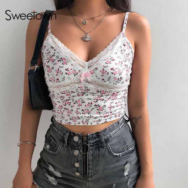 sweetown lace edge small flower cute summer for women boho sweet style beachwear sleeveless v neck bralette crop top, Black;white
sweetown lace edge small flower cute summer for women boho sweet style beachwear sleeveless v neck bralette crop top, Black;white