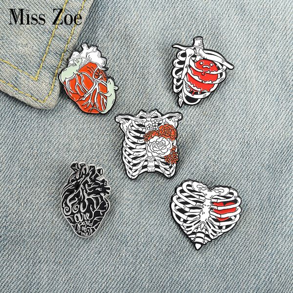 love even dead enamel pins custom rib cage rose heart brooch lapel badge bag gothic punk jewelry gift for friendsdio chan contact, Gray
love even dead enamel pins custom rib cage rose heart brooch lapel badge bag gothic punk jewelry gift for friendsdio chan contact, Gray