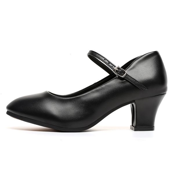 kuajing sho square dance super fiber leather modern women's middle heel soft soled latin ballet
kuajing sho square dance super fiber leather modern women's middle heel soft soled latin ballet