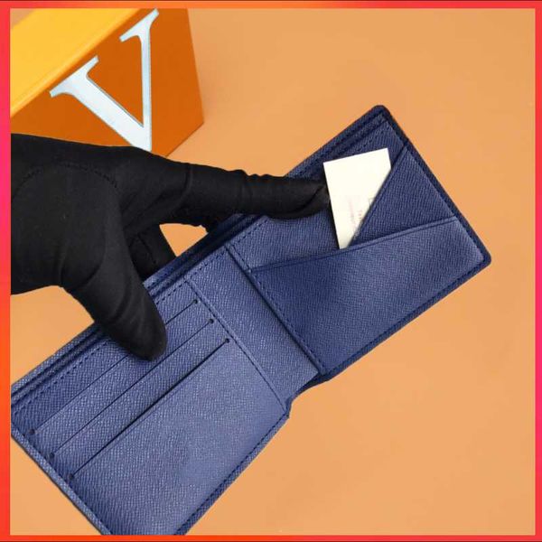wallets wallet men letter printing purse folding multi-card card bag classic presbyopia women with box, Red;black
wallets wallet men letter printing purse folding multi-card card bag classic presbyopia women with box, Red;black