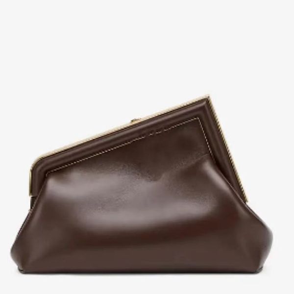 cloud bag designer fashionable shoulder bags leather hand hold zero purse temperament dinnerbag 24cm with packaging
cloud bag designer fashionable shoulder bags leather hand hold zero purse temperament dinnerbag 24cm with packaging