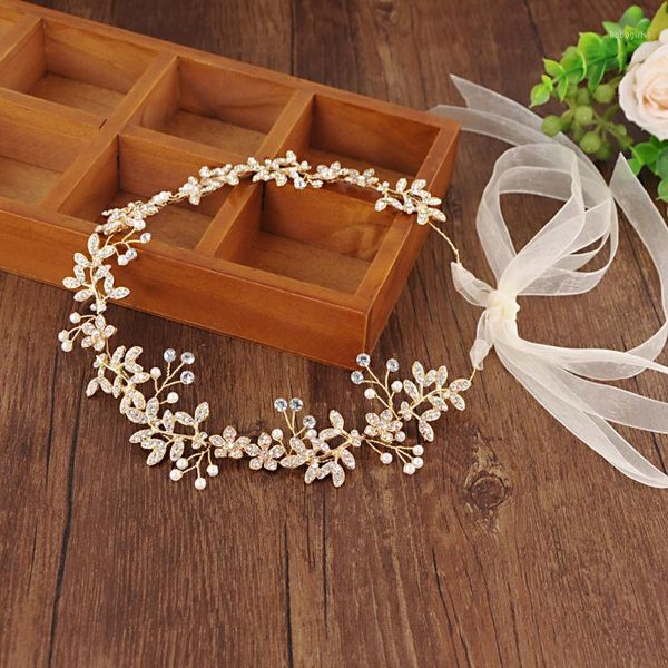 golden alloy flower diamond bride headwear wedding women hair vine prom bachelorette party accessories fashion tiara1
golden alloy flower diamond bride headwear wedding women hair vine prom bachelorette party accessories fashion tiara1