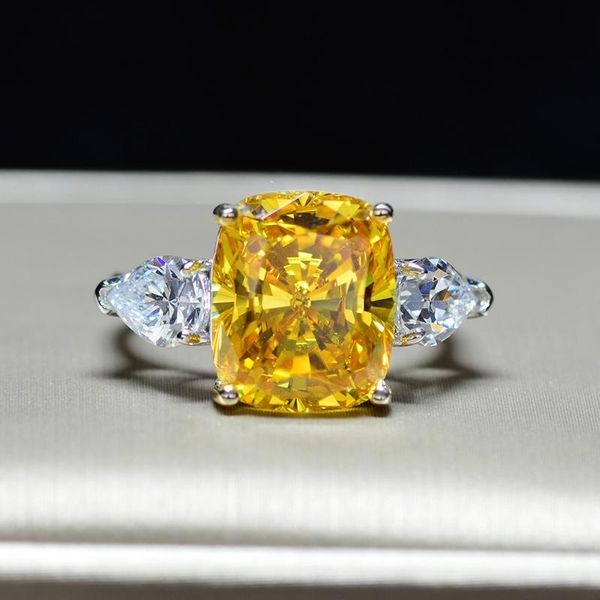 sterling silver fat rectangular 10*12mm sparkling zircon ring luxury high carbon 11 cz wedding rings party jewelry cluster, Golden;silver
sterling silver fat rectangular 10*12mm sparkling zircon ring luxury high carbon 11 cz wedding rings party jewelry cluster, Golden;silver
