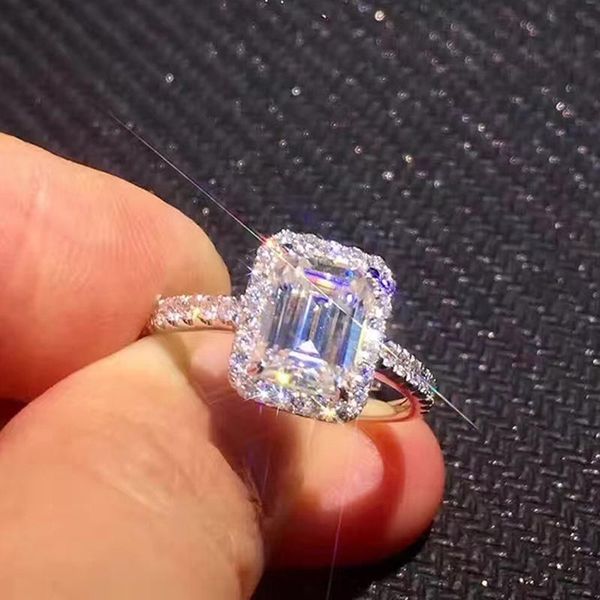 cluster rings 18k goldr ring 2ct d vvs moissanite engagement&wedding jewellery with certificate 012, Golden;silver
cluster rings 18k goldr ring 2ct d vvs moissanite engagement&wedding jewellery with certificate 012, Golden;silver
