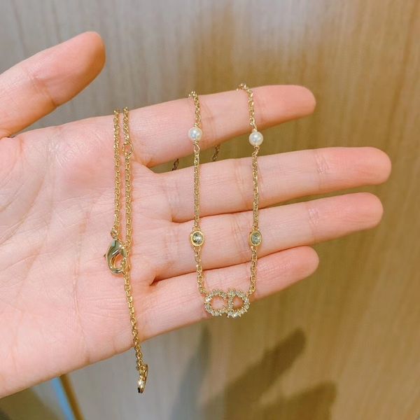 letter crystal necklace female clavicle chain high version live broadcast, Silver
letter crystal necklace female clavicle chain high version live broadcast, Silver