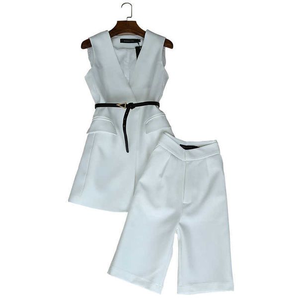 women's office suit pants 2-piece set temperament slim sleeveless ladies jacket high-waisted five-point 210527, White
women's office suit pants 2-piece set temperament slim sleeveless ladies jacket high-waisted five-point 210527, White