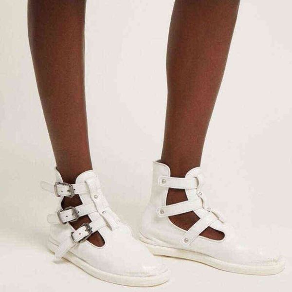 small dirty shoes inside and outside leather flat bottomed flat heel baotou sandals white belt buckle sandals, Black
small dirty shoes inside and outside leather flat bottomed flat heel baotou sandals white belt buckle sandals, Black