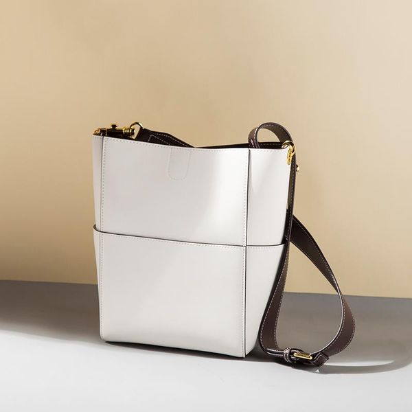 evening bags 2021 women fashion travel work large capacity one-shoulder bag ladies soft leather bucket
evening bags 2021 women fashion travel work large capacity one-shoulder bag ladies soft leather bucket