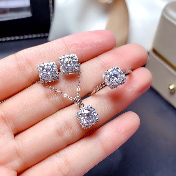 stunning lab moissanite promise set real 925 sterling silver bijou wedding earrings rings necklace for women jewelry
stunning lab moissanite promise set real 925 sterling silver bijou wedding earrings rings necklace for women jewelry