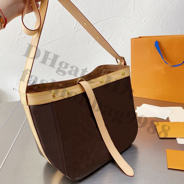 momy pocket m size shoulder armpit bags for women large capacity genuine leather totes handbags fashion brand all over letters one side cros
momy pocket m size shoulder armpit bags for women large capacity genuine leather totes handbags fashion brand all over letters one side cros