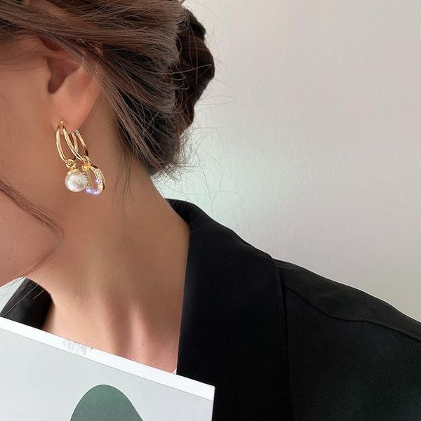 korean alphabet pearl zircon temperament earrings fashion female personality cool wind dangle & chandelier, Silver
korean alphabet pearl zircon temperament earrings fashion female personality cool wind dangle & chandelier, Silver