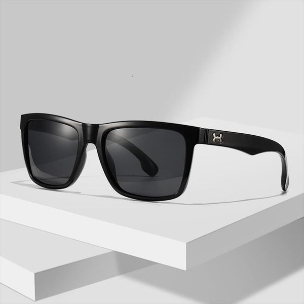 Arrival Futuristic Rectangle Logo Sunglasses Women Men Polarized Uv400 High Quality Brand Designer Retro Oculos De Sol, White;black
Arrival Futuristic Rectangle Logo Sunglasses Women Men Polarized Uv400 High Quality Brand Designer Retro Oculos De Sol, White;black