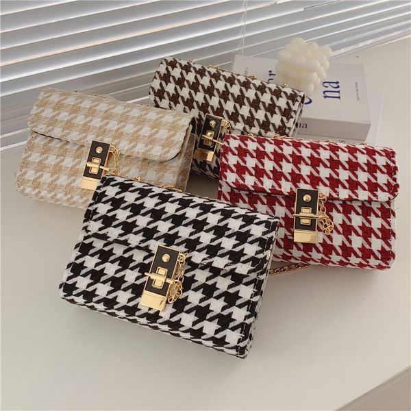 cosmetic bags & cases 2021 woman shoulder bag fashion pu chain messenger underarm handbag shopping luxury female
cosmetic bags & cases 2021 woman shoulder bag fashion pu chain messenger underarm handbag shopping luxury female